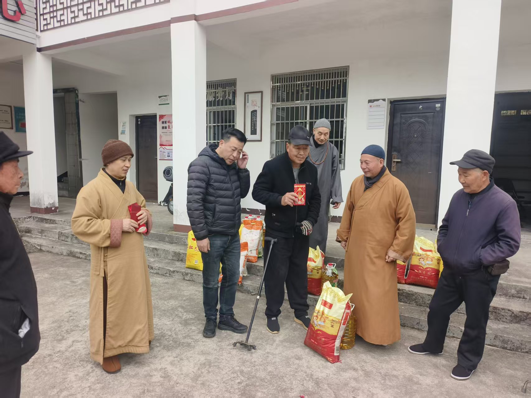 “新春送暖·福泽万家”能仁爱心群开展(图1)